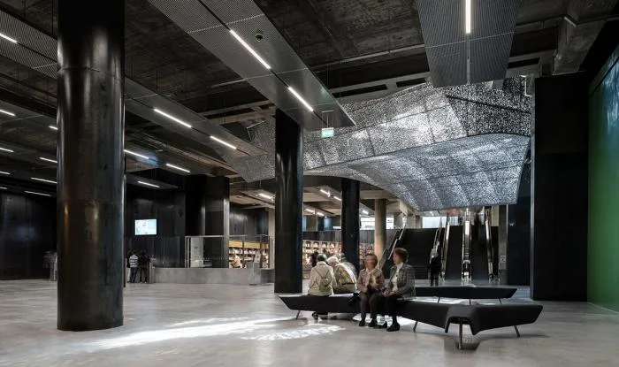 BIM architecture | Sculptures hollowed out and dancing: Seville New Cultural Center/V á zquez Consuegra