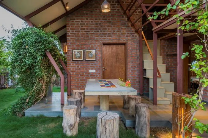 BIM Architecture | Tranquil Garden Vacation Home - Indian Residential "Palasvada"