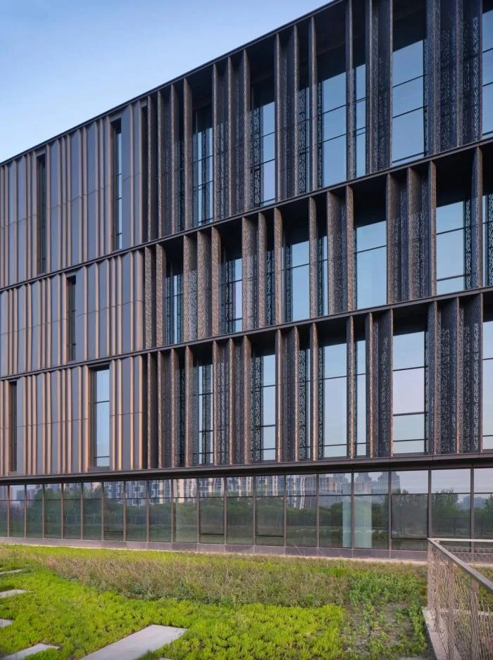 BIM Architecture | Like a Giant Stone Rising from the Site - Qingpu District Archives/UDG Joint Creation Design