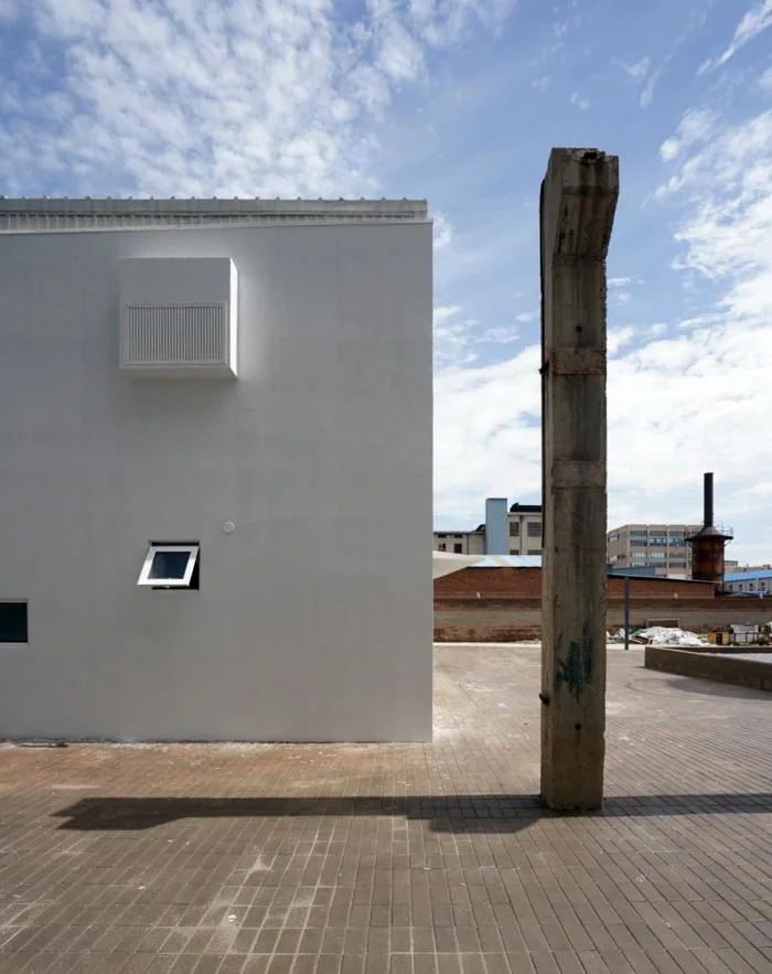 BIM Architecture | 'Simple Renovation': The Spatial Significance of Refined Elements/New Studio of Hemu Architecture