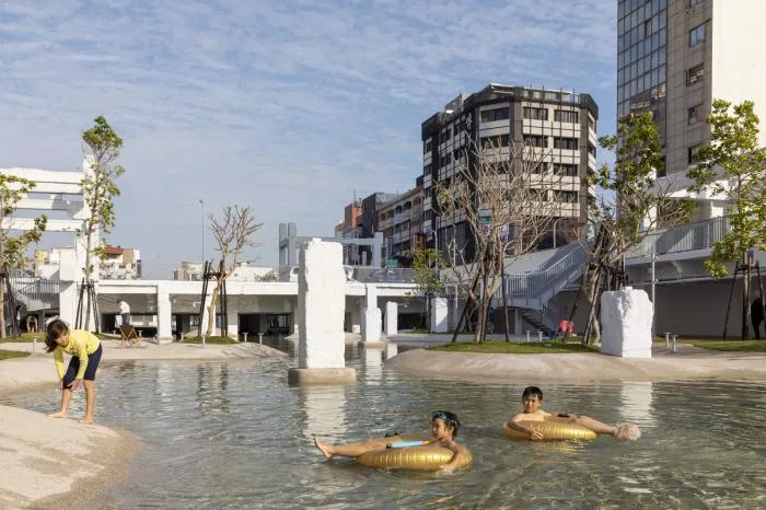 BIM Architecture | Tainan Hele Plaza - Renovation of Old Shopping Mall Inspires Urban Vitality/MVRDV