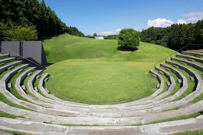 BIM Architecture | Fumihiko Maki Maezawa Residential Garden Outdoor Theater+White Flower Pavilion/APL Design Workshop