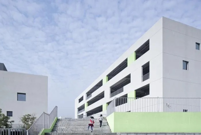 BIM Architecture | Small River Winding, Joyful Childhood - Ningbo Hangzhou Bay Binhai Primary School/Zhejiang University Architectural Design and Research Institute