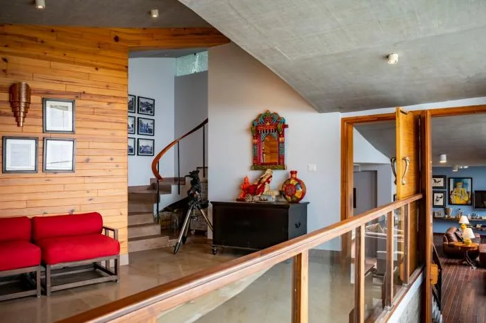 BIM Architecture | Amidst the roughness, tranquil retreat, Himalayan hill hut/Ant Studio