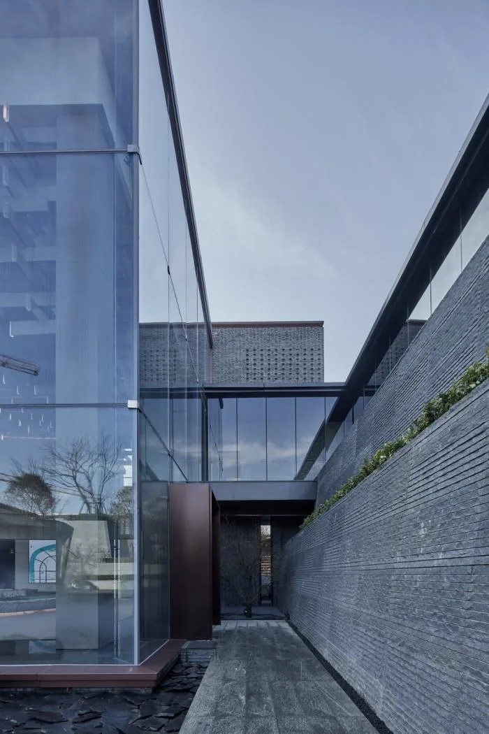 BIM Architecture | 'Aesthetic Museum of Bricks' and Historical Whispers: Nanjing Jinlin Rongyu/Di'ao Architectural Design