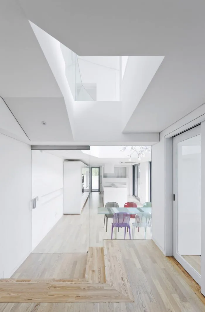 BIM architecture | Dynamic and continuous, forming a mountain range on its own: Korean "siheyuan"/IROJE KHM Architects
