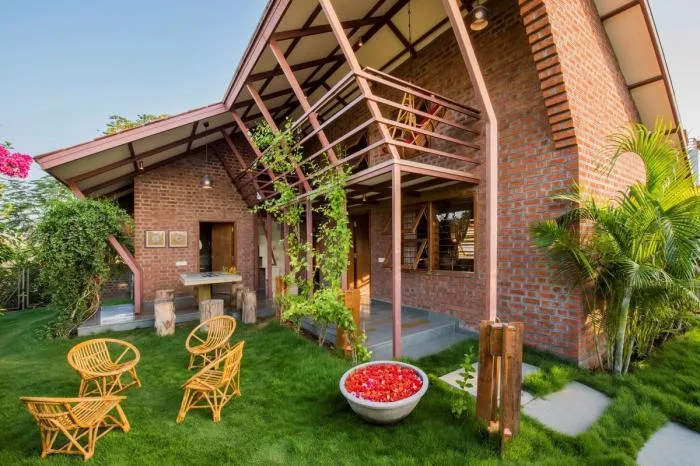 BIM Architecture | Tranquil Garden Vacation Home - Indian Residential "Palasvada"