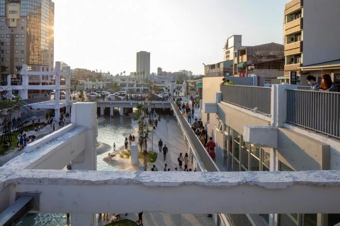 BIM Architecture | Tainan Hele Plaza - Renovation of Old Shopping Mall Inspires Urban Vitality/MVRDV