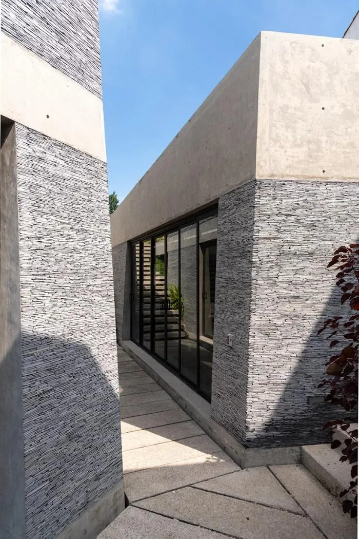 BIM Architecture | A Cluster of Rocks Looking at Each Other - Amanali Residential/Rojkind Arquitectos