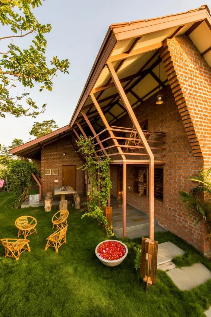 BIM Architecture | Tranquil Garden Vacation Home - Indian Residential "Palasvada"