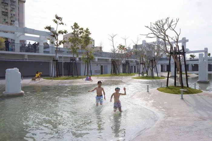 BIM Architecture | Tainan Hele Plaza - Renovation of Old Shopping Mall Inspires Urban Vitality/MVRDV