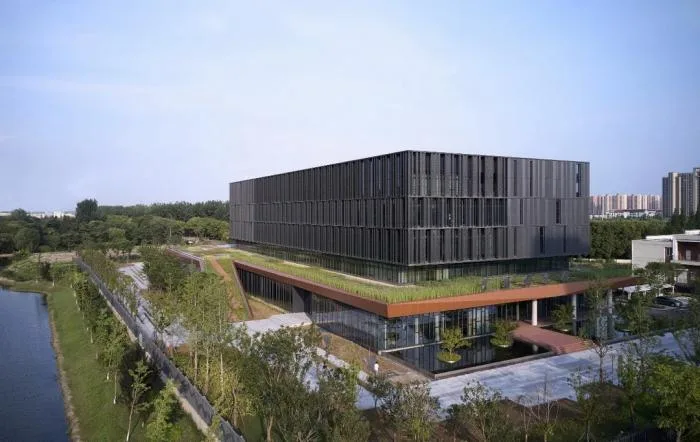 BIM Architecture | Like a Giant Stone Rising from the Site - Qingpu District Archives/UDG Joint Creation Design
