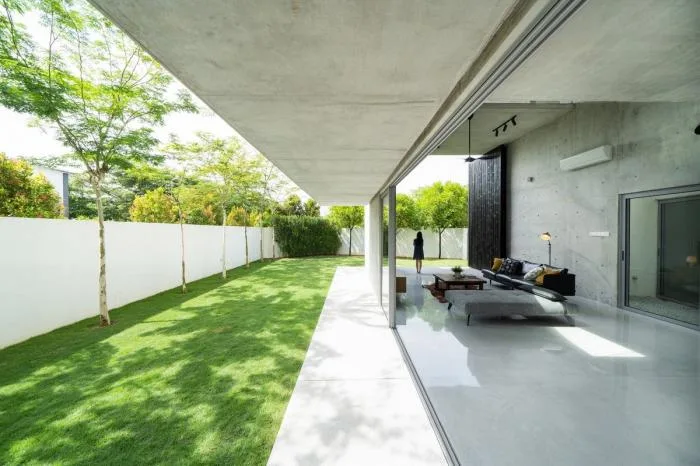 BIM Architecture | Simple yet Bold, the Small Freshness of Concrete Arched Tubes: Bewboc Residence/Fabian Tan