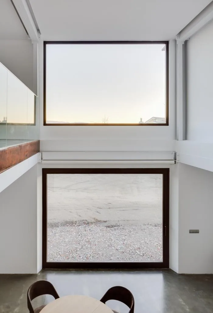 BIM Architecture | Amidst the roughness, the refreshing sunset, VMS Residence/Marcos Miguelez