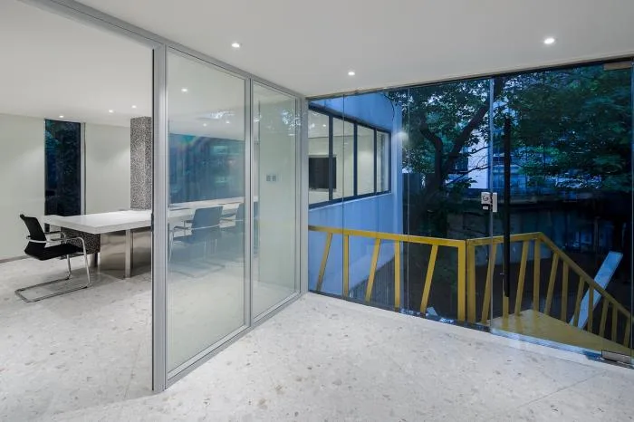 BIM Architecture | Hidden in the Heart of the City, Guangzhou's Old Buildings Transform into Fashionable Office Spaces/In Space Design