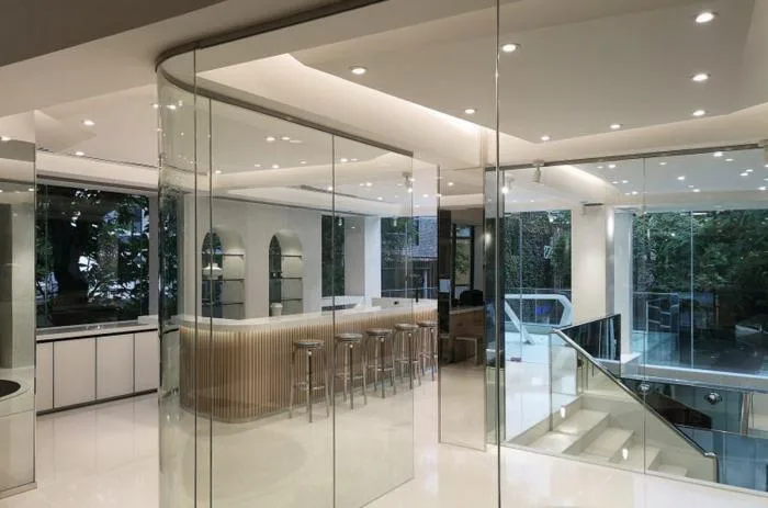 BIM Architecture | Hidden in the Heart of the City, Guangzhou's Old Buildings Transform into Fashionable Office Spaces/In Space Design