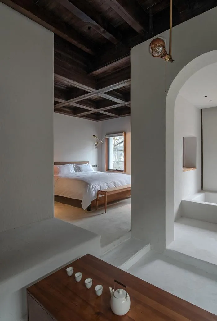 BIM architecture | Creating a modern and warm space under white walls and black tiles, Zhishe Nanchan Guanshui Hotel/Benzhe Architecture