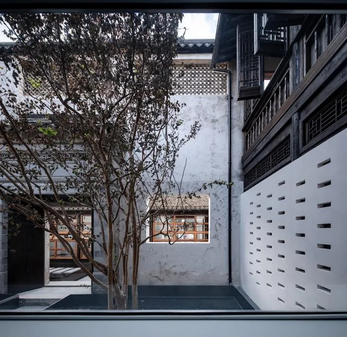 BIM architecture | Creating a modern and warm space under white walls and black tiles, Zhishe Nanchan Guanshui Hotel/Benzhe Architecture