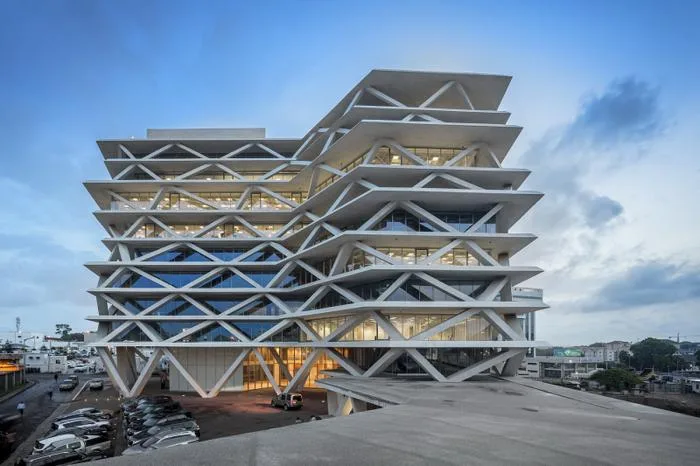 BIM Architecture | Ecological Landmark of Accra, known as the 'Gateway to West Africa', One Airport Square/MCA Architecture Firm