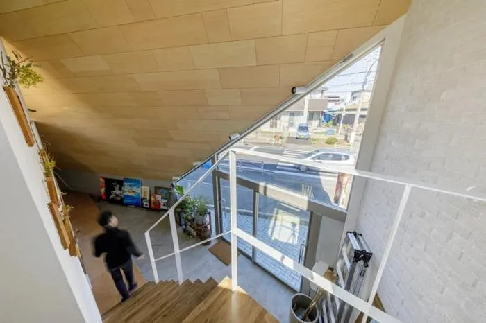 BIM Architecture | 3D Composition of Sloping Roofs and Diagonal Exhibition Walls: Japan 8.5 Residential/DOG