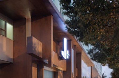 BIM Architecture: Blending Raw Strength with Soft Elegance at J+Life Art Museum by Weitu Design-BIM WORLD