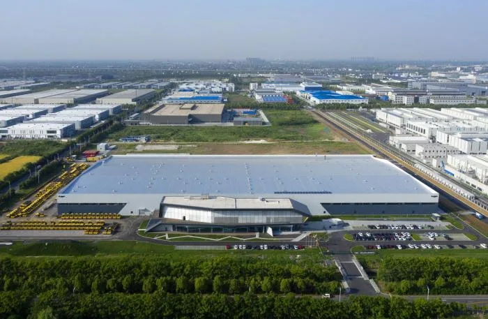 BIM Architecture | BMW Changzhou Factory | Collision of Industrial Sense and Modern Design/VIRTUARCH Dejian