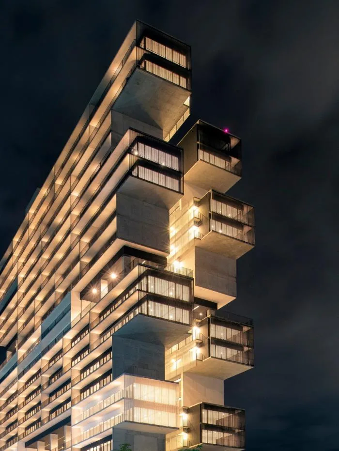 BIM Architecture | Fission of 64 meter Deep Canyon - Amani Apartments