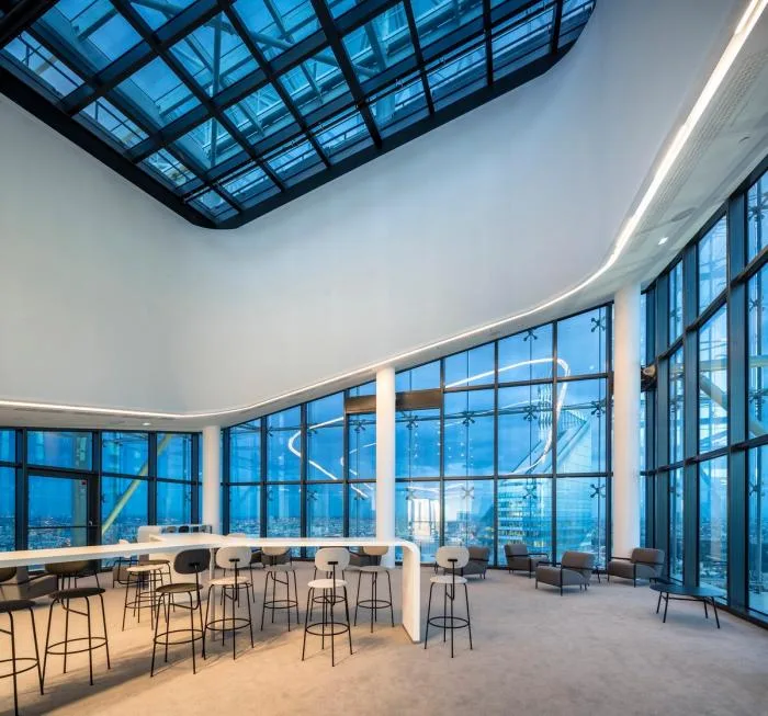 BIM architecture | A set of "crystals" that capture and scatter light - Saint Gobain headquarters office building