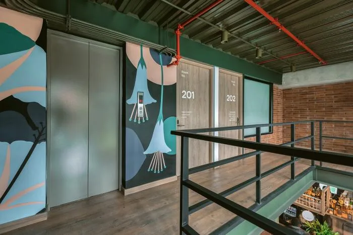 BIM Architecture | Aerial Stroll, Overlooking the City - Sommers Hotel
