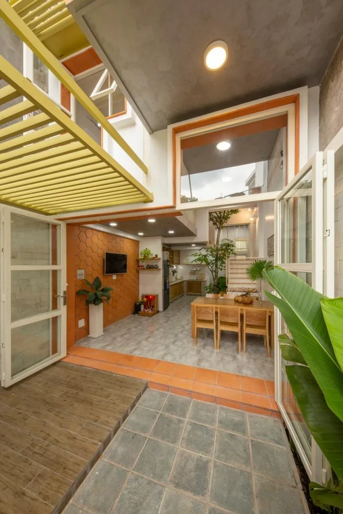 BIM Architecture | Survival in the Gap - Vietnamese Double layered Roof Residential Buildings