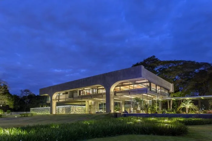 BIM Architecture | Brazilian Brutalist Architecture Renovation/Arquit é cnika