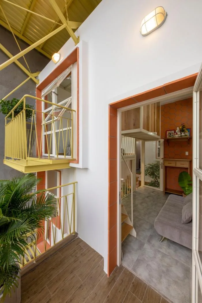 BIM Architecture | Survival in the Gap - Vietnamese Double layered Roof Residential Buildings