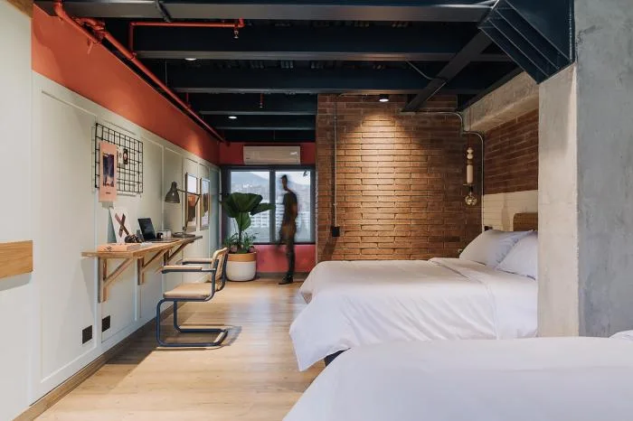 BIM Architecture | Aerial Stroll, Overlooking the City - Sommers Hotel