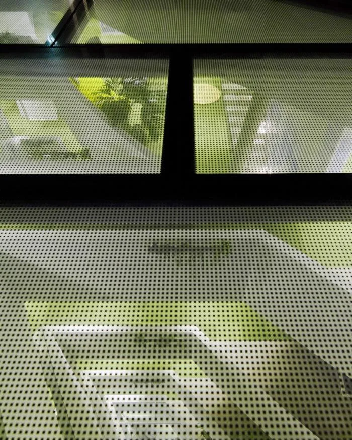 BIM Architecture | Outer Square and Inner Circle, Half Concealed Transparent Light and Shadow - C& P Company Headquarters