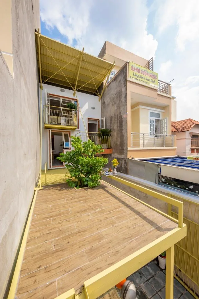 BIM Architecture | Survival in the Gap - Vietnamese Double layered Roof Residential Buildings