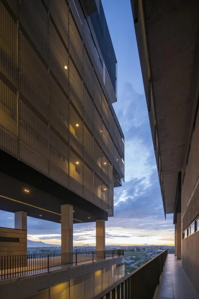BIM Architecture | Fission of 64 meter Deep Canyon - Amani Apartments