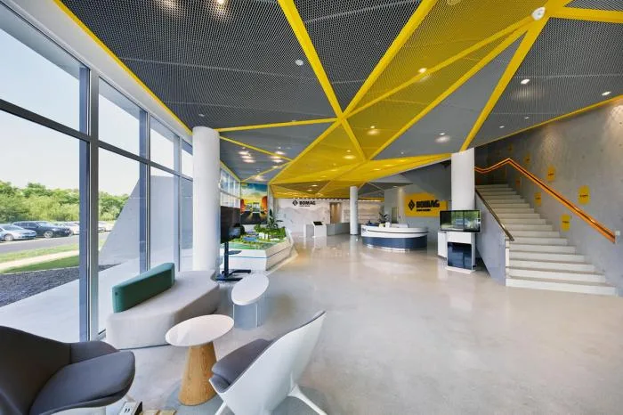 BIM Architecture | BMW Changzhou Factory | Collision of Industrial Sense and Modern Design/VIRTUARCH Dejian
