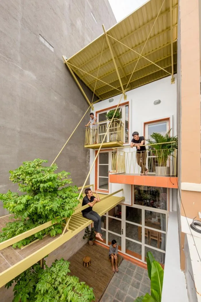 BIM Architecture | Survival in the Gap - Vietnamese Double layered Roof Residential Buildings