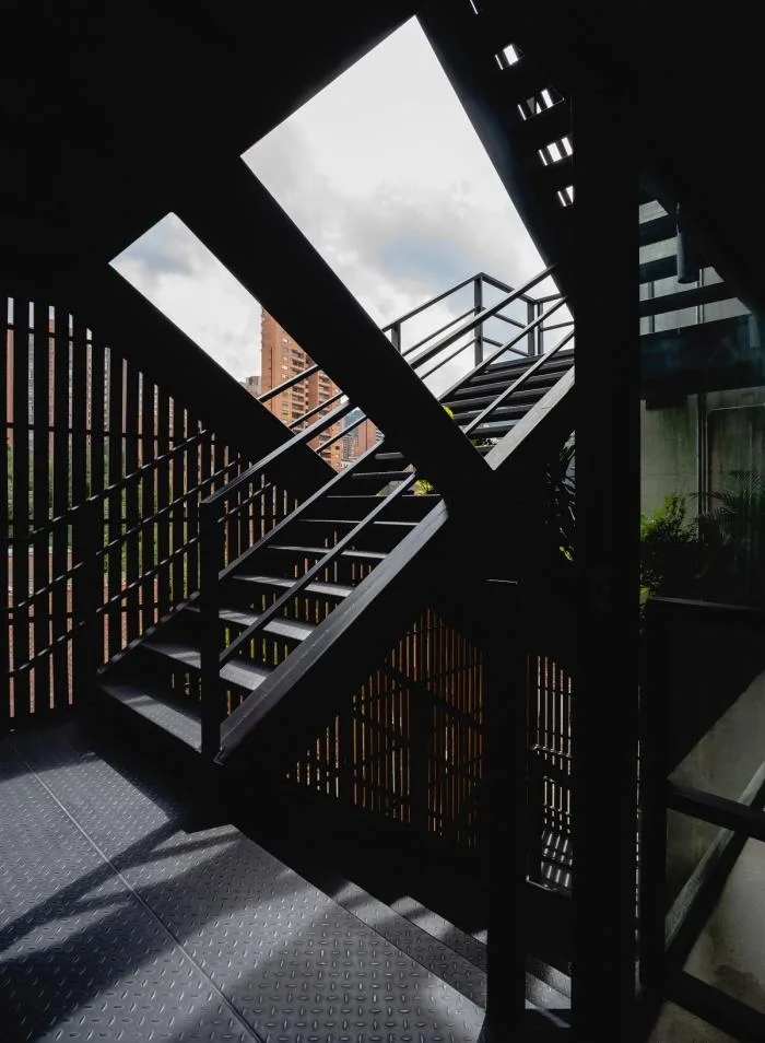 BIM Architecture | Aerial Stroll, Overlooking the City - Sommers Hotel
