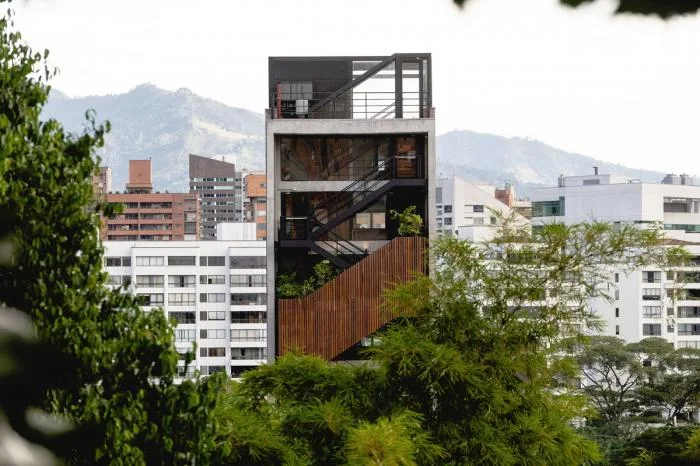 BIM Architecture | Aerial Stroll, Overlooking the City - Sommers Hotel