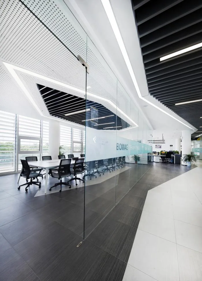 BIM Architecture | BMW Changzhou Factory | Collision of Industrial Sense and Modern Design/VIRTUARCH Dejian