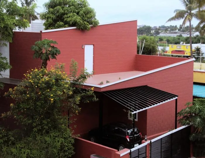 BIM architecture | solemn and transparent, elegant and natural - Indian red "treehouse"/PG Associates