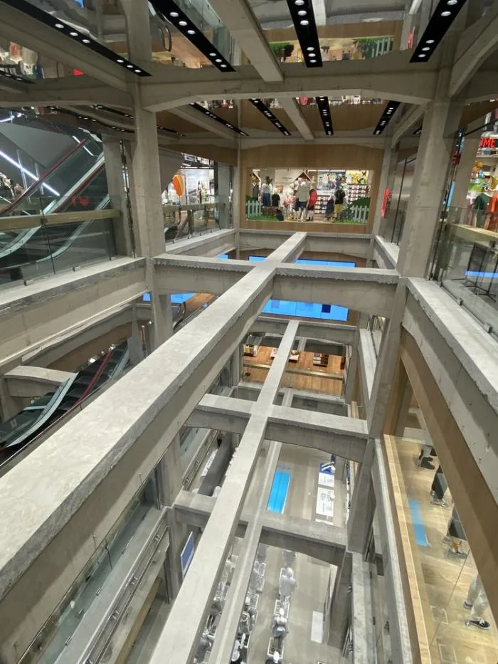 BIM Architecture | Uniqlo Tokyo Flagship Store/Herzog&Co; De Meuron