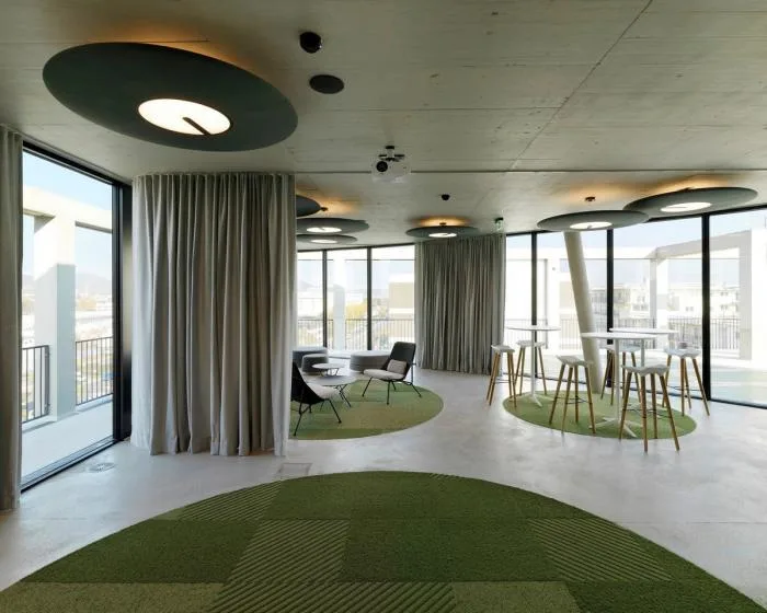 BIM Architecture | Outer Square and Inner Circle, Half Concealed Transparent Light and Shadow - C& P Company Headquarters