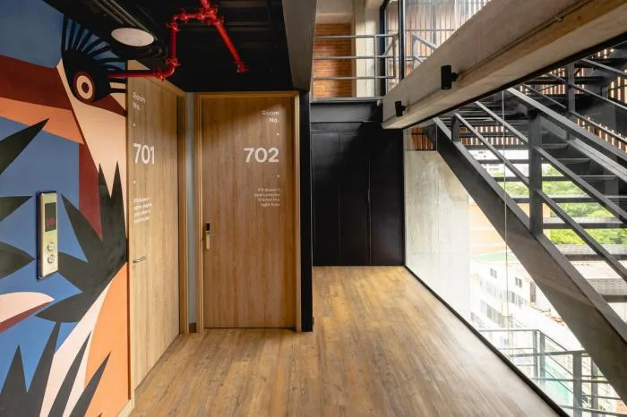 BIM Architecture | Aerial Stroll, Overlooking the City - Sommers Hotel