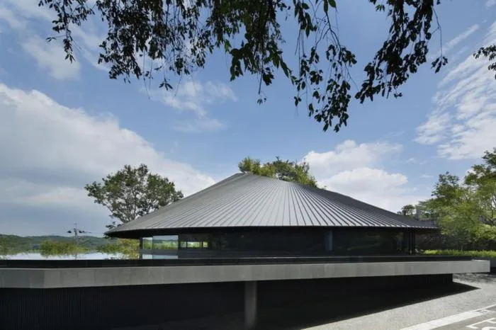 BIM Architecture | Like a Round Hat: Cemetery Community Hall by the Narrow Mountain Lake/Nakamura Taki& NAP