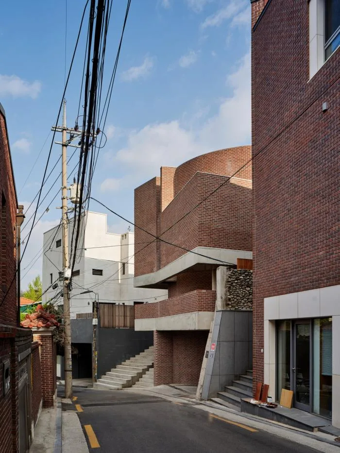 BIM Architecture | Ritual and Fun Coexistence: Korean 'Back Alley' Residential Buildings