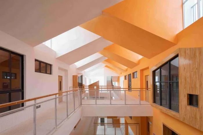 BIM Architecture | Expression of Terrain Relationships: Wushe Town Central Kindergarten/Dongyi Architecture