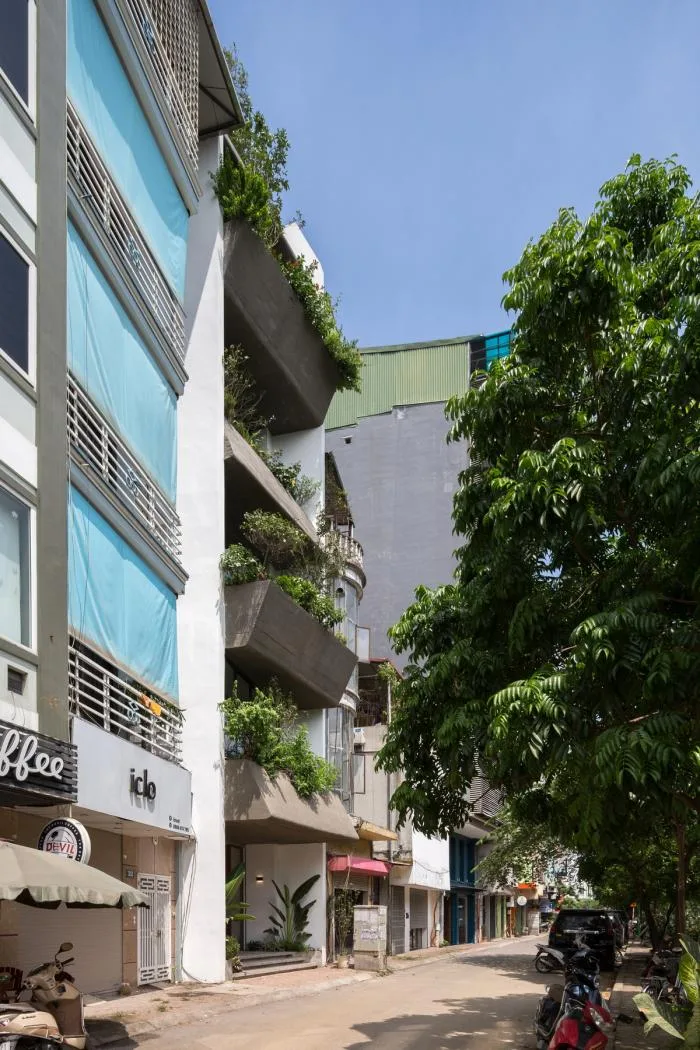 BIM Architecture | Dancing Sky Garden: Vietnamese Row House