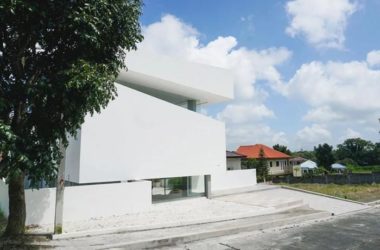 BIM-Designed Philippine White Panoramic Residence-BIM WORLD